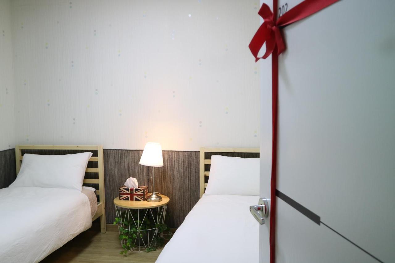 Mr. Kim Guesthouse Incheon Bagian luar foto